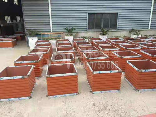 城市花箱首选塑木材料，打造生态环保新景观